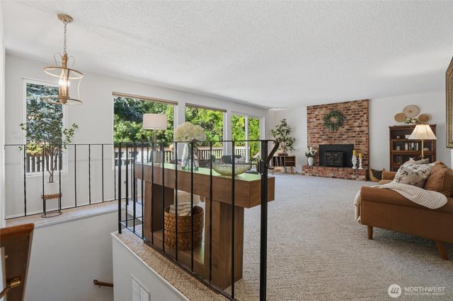 1916 NE Cady Street, Bremerton, WA 98310