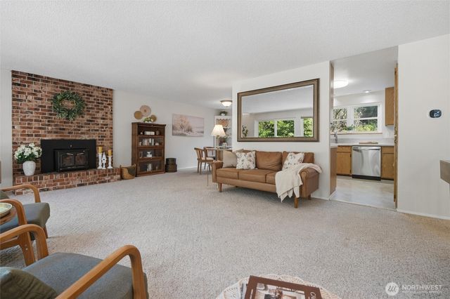 1916 NE Cady Street, Bremerton, WA 98310
