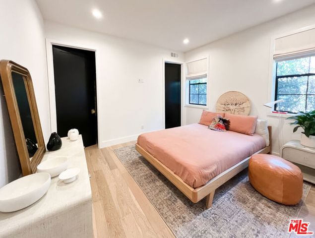 3544 OCEAN VIEW Avenue, Los Angeles, CA 90066