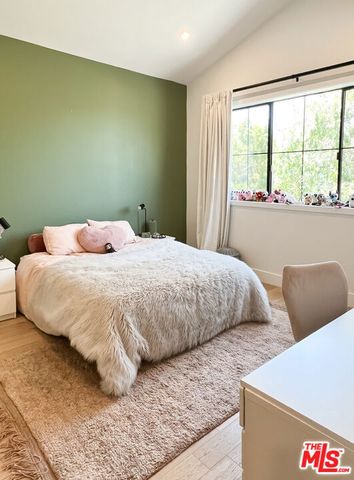 3544 OCEAN VIEW Avenue, Los Angeles, CA 90066