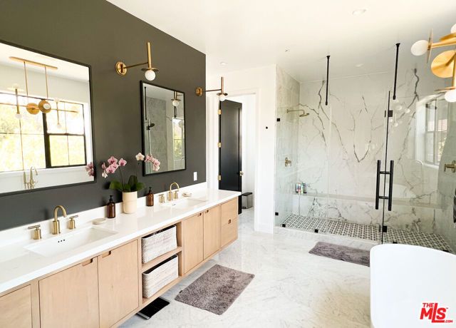 3544 OCEAN VIEW Avenue, Los Angeles, CA 90066