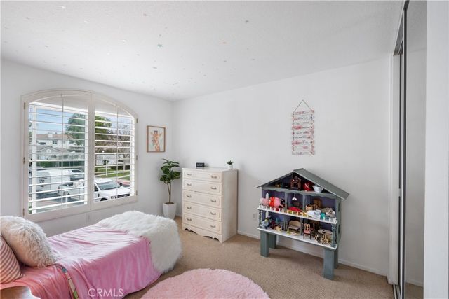 686 Azure, Corona, CA 92879