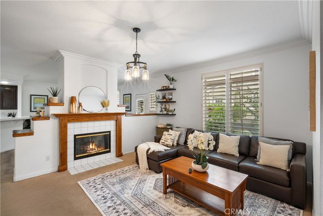 686 Azure, Corona, CA 92879