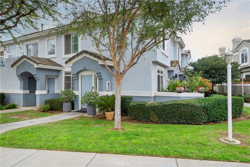 686 Azure, Corona, CA 92879 — photo 2
