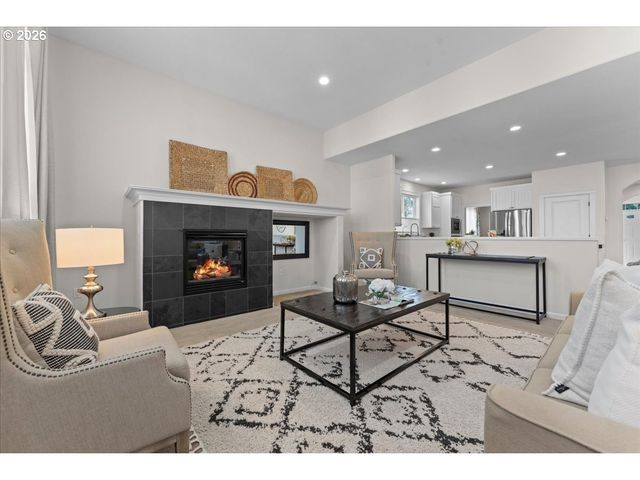 16465 Oaktree Ter, Oregon City, OR 97045