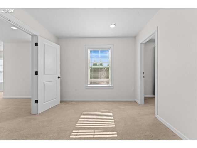 16465 Oaktree Ter, Oregon City, OR 97045