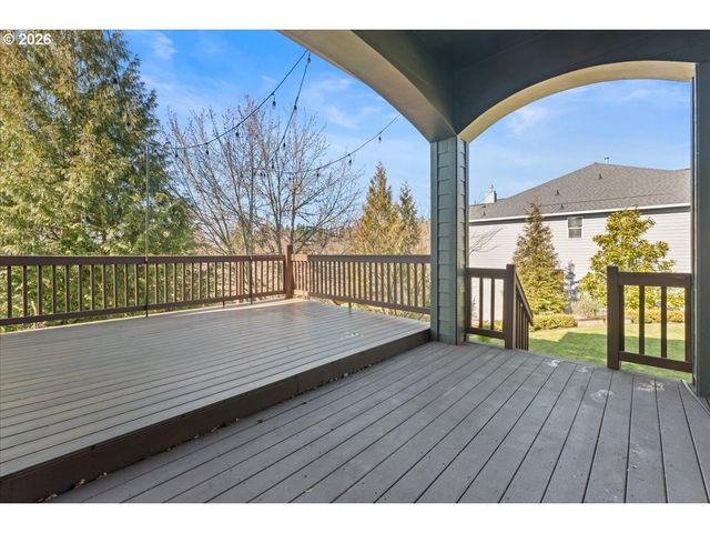 16465 Oaktree Ter, Oregon City, OR 97045