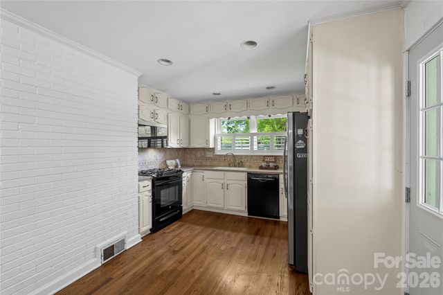 4101 Castlewood Road, Charlotte, NC 28209