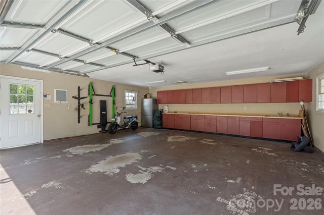 4101 Castlewood Road, Charlotte, NC 28209