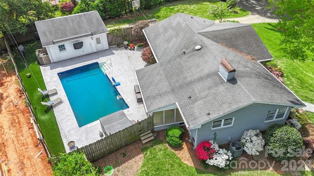 4101 Castlewood Road, Charlotte, NC 28209