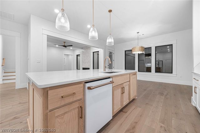 7005 Alianna Way, Fort Smith, AR 72916