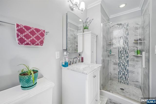 416 2nd Street A, Carlstadt, NJ 07072