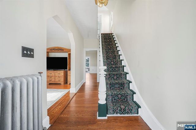 416 2nd Street A, Carlstadt, NJ 07072