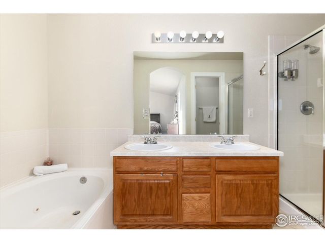 907 Sanctuary Cir, Longmont, CO 80504