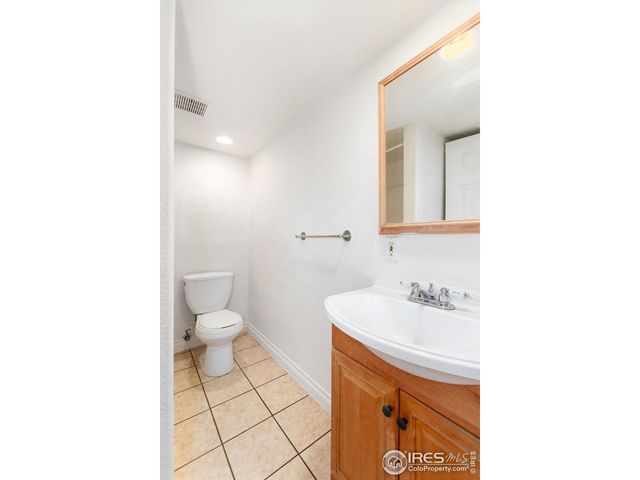 907 Sanctuary Cir, Longmont, CO 80504