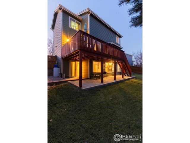 907 Sanctuary Cir, Longmont, CO 80504