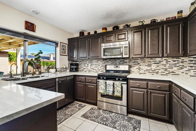 64574 Brae Burn Avenue, Desert Hot Springs, CA 92240