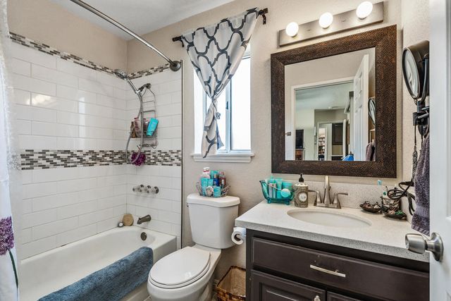 64574 Brae Burn Avenue, Desert Hot Springs, CA 92240