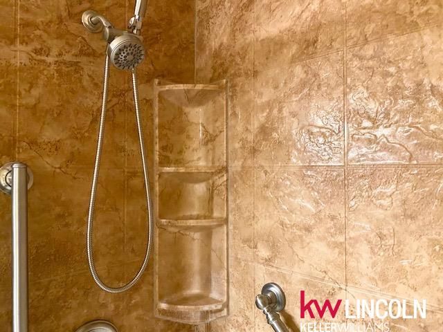 8000 Lowell Avenue, Lincoln, NE 68506