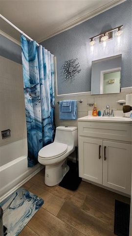 1831 Longford Drive, Saint Louis, MO 63136