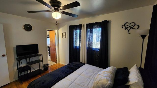 1831 Longford Drive, Saint Louis, MO 63136