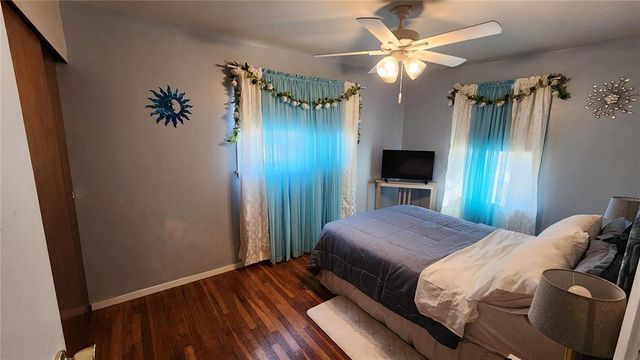 1831 Longford Drive, Saint Louis, MO 63136