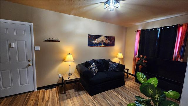 1831 Longford Drive, Saint Louis, MO 63136