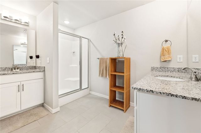 622 Kayla Maria Street, Prairie Grove, AR 72753