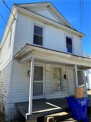 121 Church ST, Suffolk, VA 23434