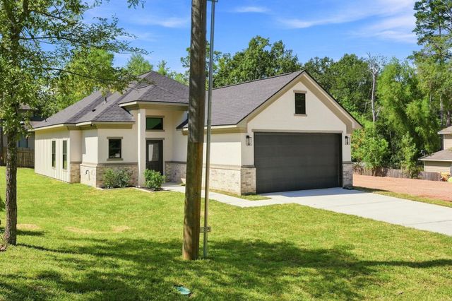 3020 Apache Street, Willis, TX 77378