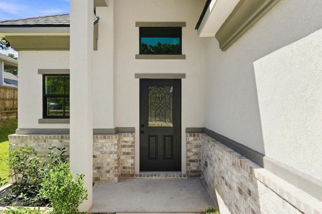 3020 Apache Street, Willis, TX 77378
