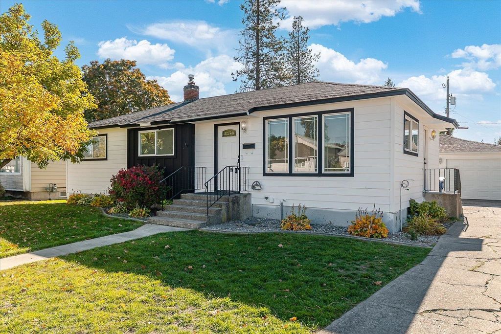 4309 W Rowan Ave, Spokane, WA 99205 photo 2