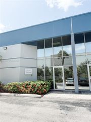 16115 SW 117th Avenue A6, Miami, FL 33177