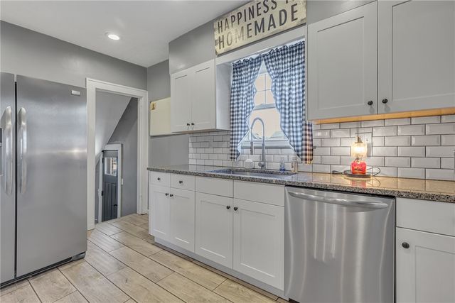 1239 Beaver Avenue, Midland Boro, PA 15059