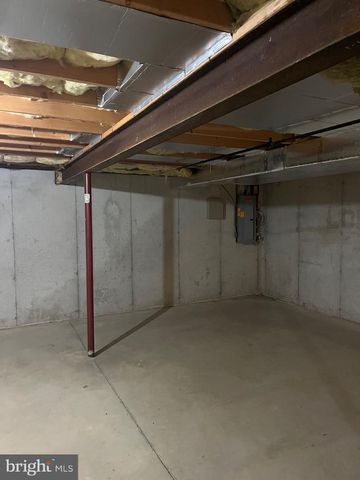 2400 JOHN HENRY DRIVE, Reading, PA 19608