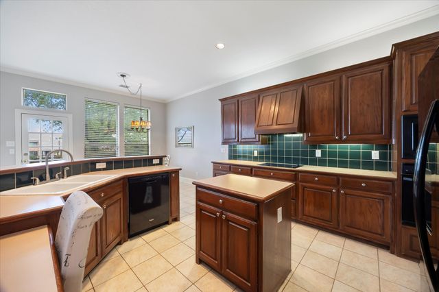 111 Mayflower Court, Rockwall, TX 75032