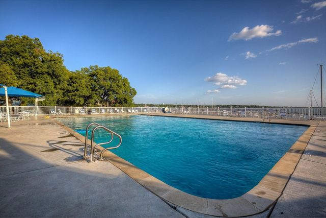 111 Mayflower Court, Rockwall, TX 75032