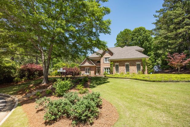 20 Pine Creek Drive, Columbus, GA 31904
