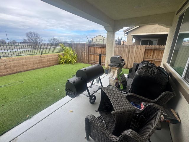 9475 Pasaje Pl, Elk Grove, CA 95624