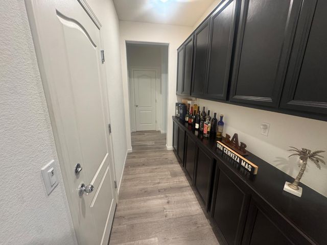 9475 Pasaje Pl, Elk Grove, CA 95624