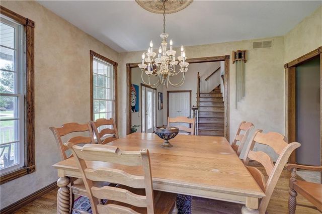 124 Huntington Circle, Pittsburg, KS 66762