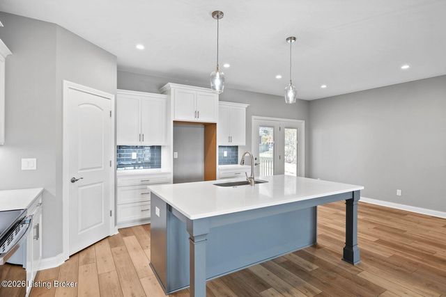 116 Wooded Glen Dr, Mt Washington, KY 40047