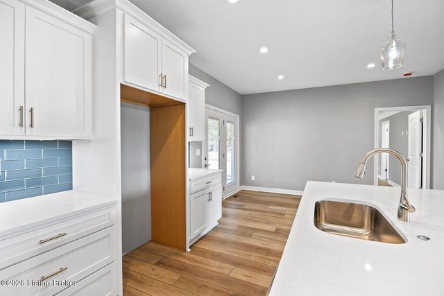 116 Wooded Glen Dr, Mt Washington, KY 40047