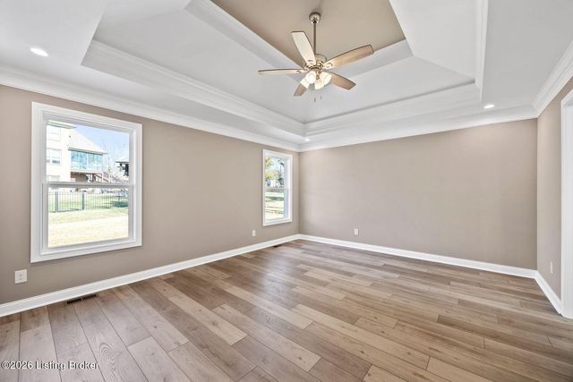 116 Wooded Glen Dr, Mt Washington, KY 40047