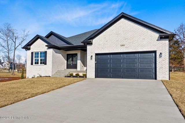 116 Wooded Glen Dr, Mt Washington, KY 40047