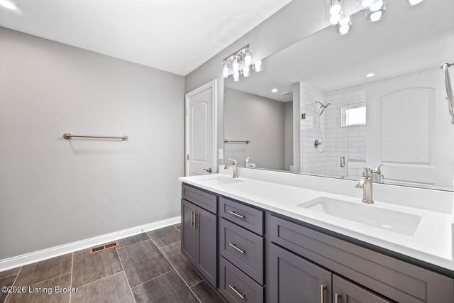 116 Wooded Glen Dr, Mt Washington, KY 40047