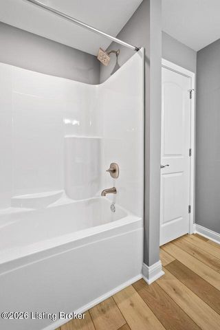 116 Wooded Glen Dr, Mt Washington, KY 40047