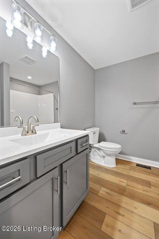 116 Wooded Glen Dr, Mt Washington, KY 40047