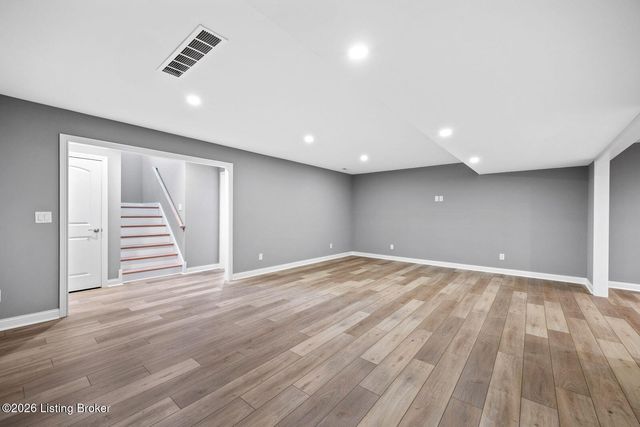 116 Wooded Glen Dr, Mt Washington, KY 40047