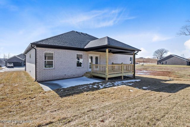 116 Wooded Glen Dr, Mt Washington, KY 40047